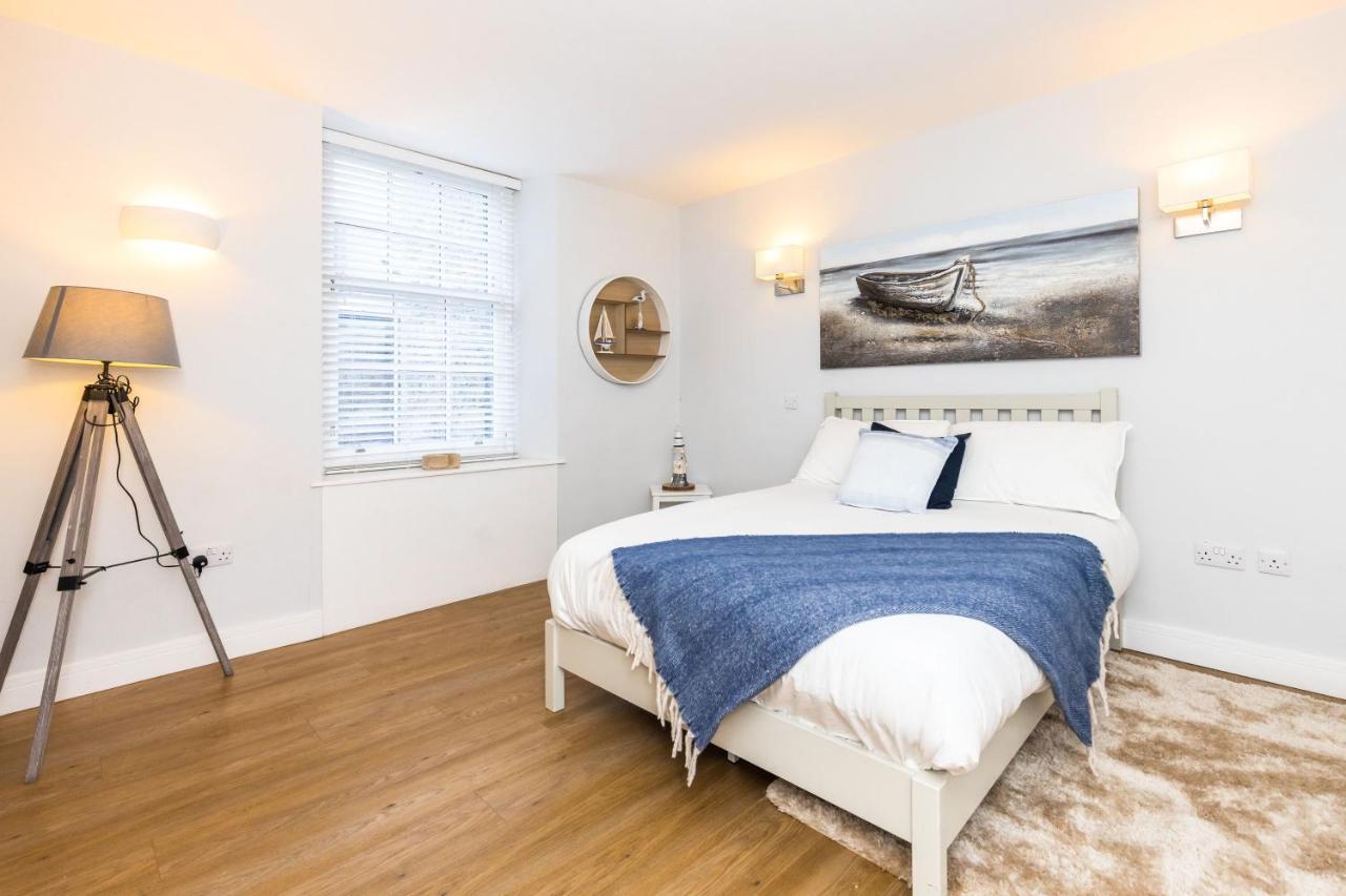 Luxury Modern 3 Bedroom Apartment In City Centre EDI Eksteriør billede