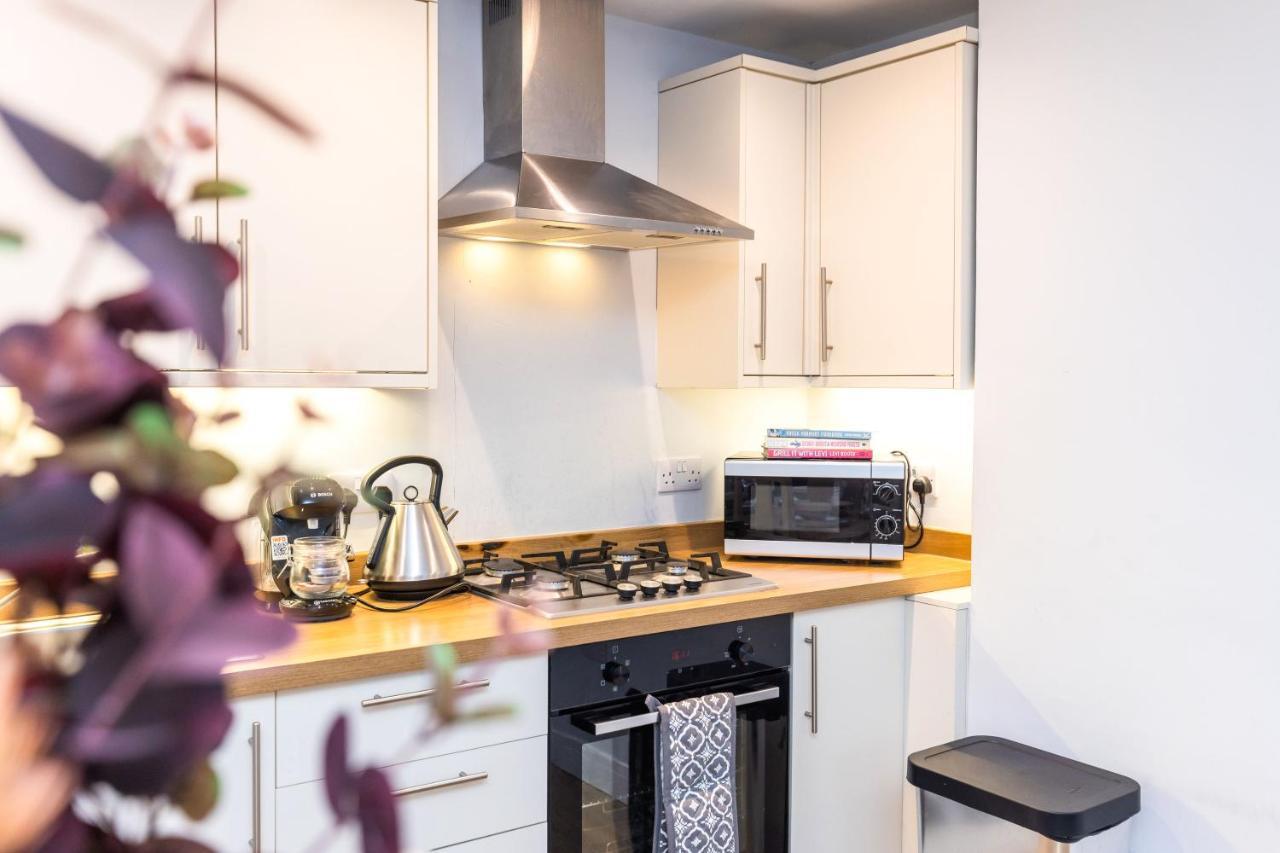 Luxury Modern 3 Bedroom Apartment In City Centre EDI Eksteriør billede