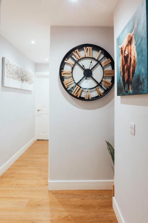 Luxury Modern 3 Bedroom Apartment In City Centre EDI Eksteriør billede