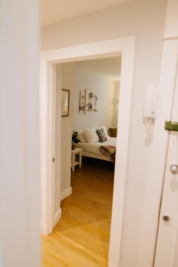 Luxury Modern 3 Bedroom Apartment In City Centre EDI Eksteriør billede