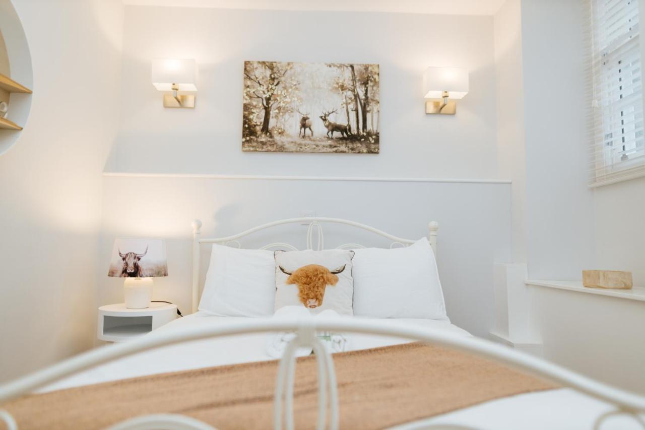 Luxury Modern 3 Bedroom Apartment In City Centre EDI Eksteriør billede
